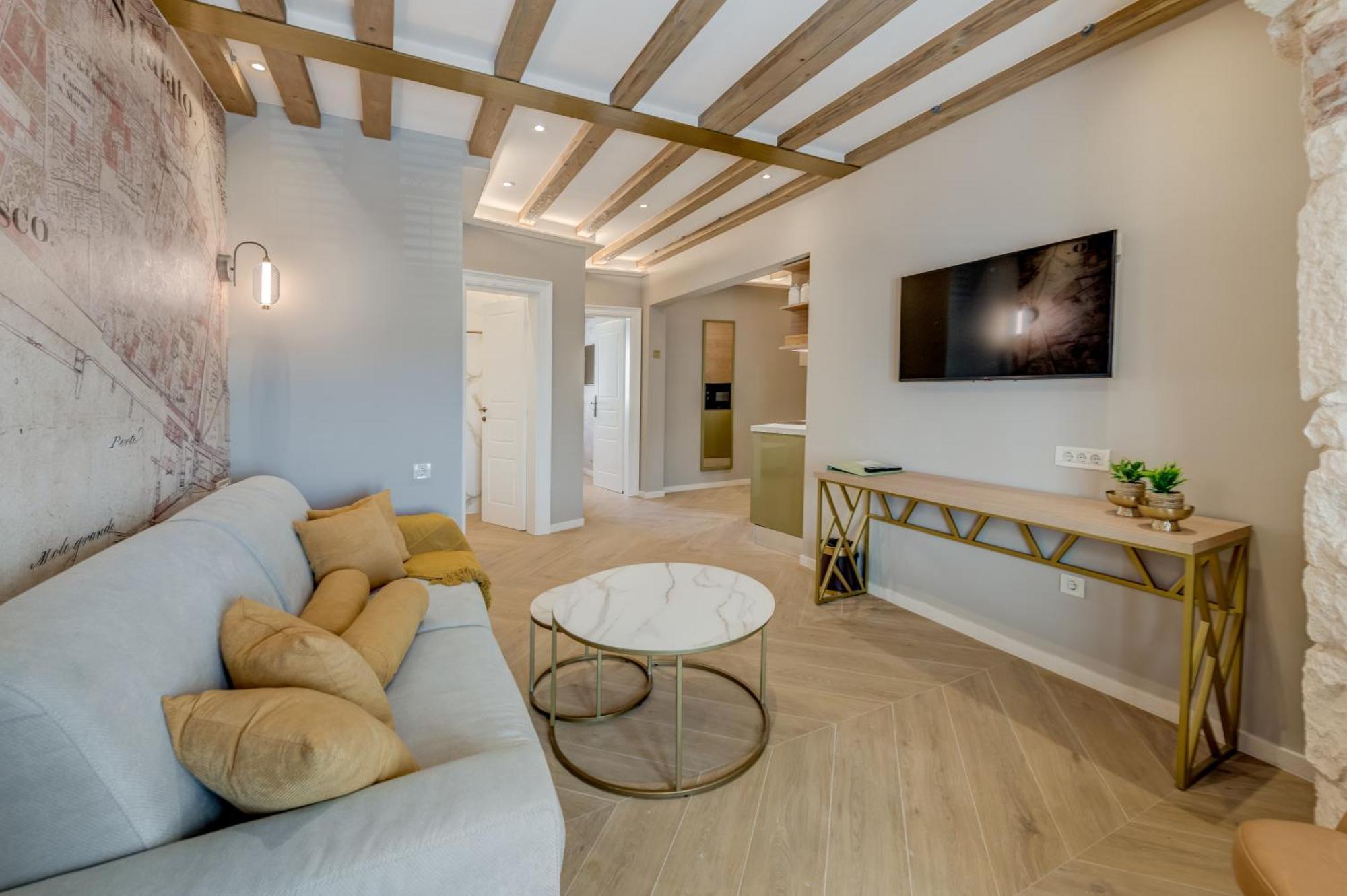 Grand Palace Luxury Retreat - Tale Of The Sea 4*