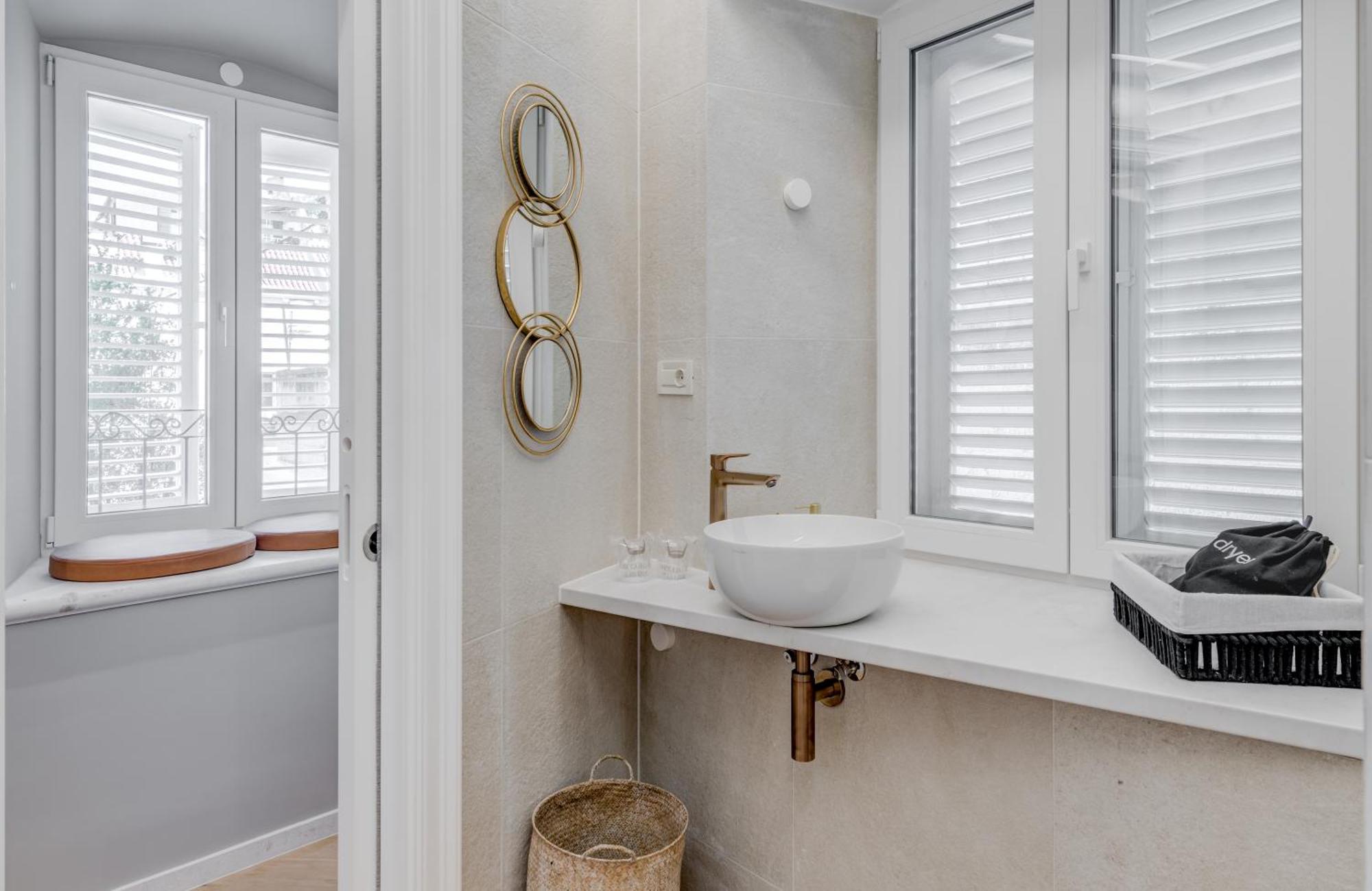 Grand Palace Luxury Retreat - Tale Of The Sea Split