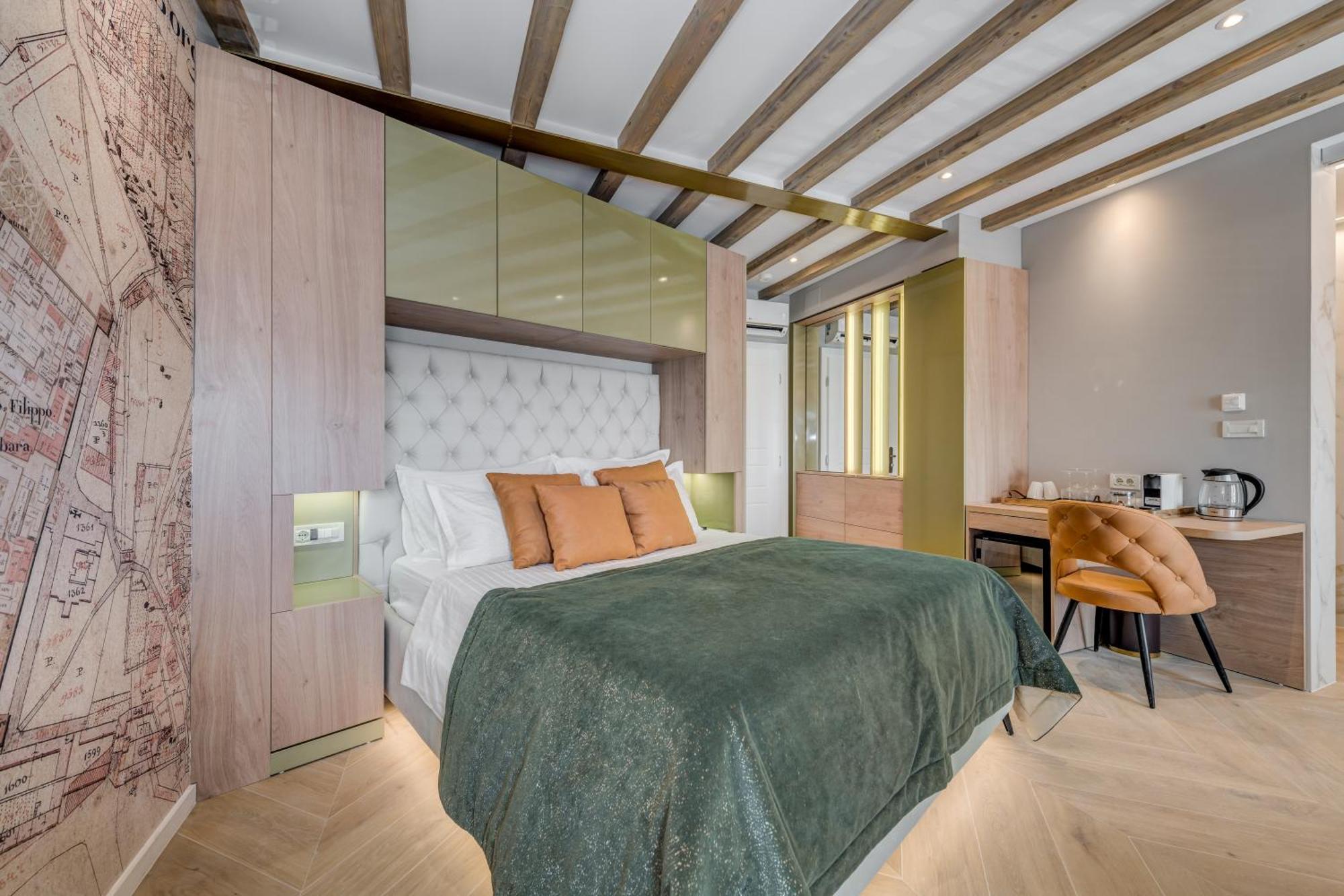 Grand Palace Luxury Retreat - Tale Of The Sea Split